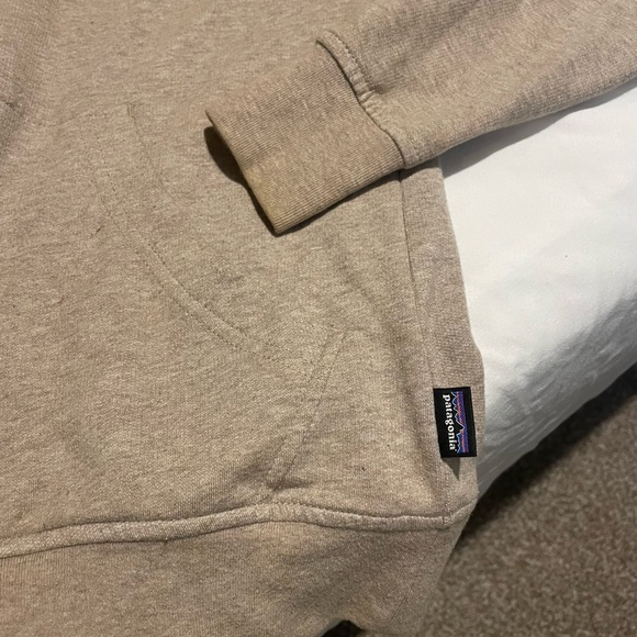 Patagonia hoodie sweatshirt size small womens tan taupe purple orange red - Picture 4 of 7